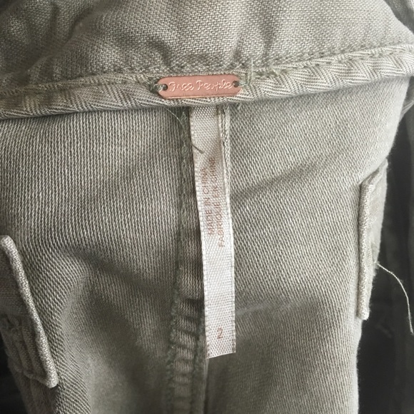 Free People frayed beige cutoff shorts Sz 2 - Picture 7 of 8